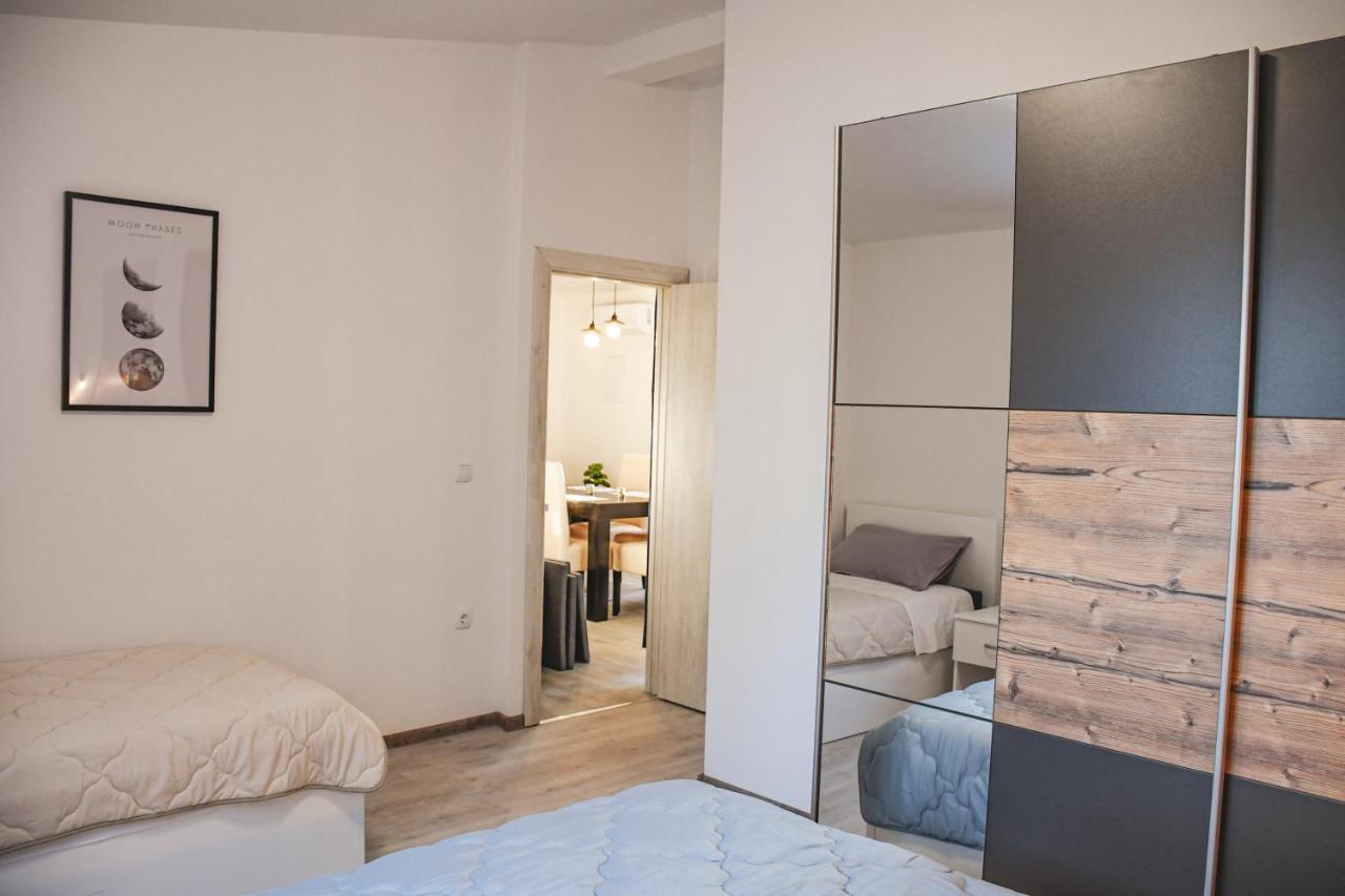 Apartments Olea Биоград-на-Мору Экстерьер фото